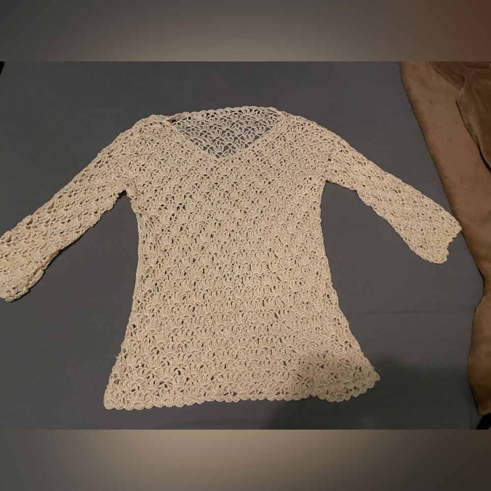 Knit long sleeve shirt